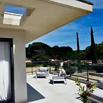 Villam, Piscine, A Pied *