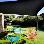 Villam, Piscine, A Pied