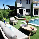 Villam, Piscine, A Pied La Croix-Valmer